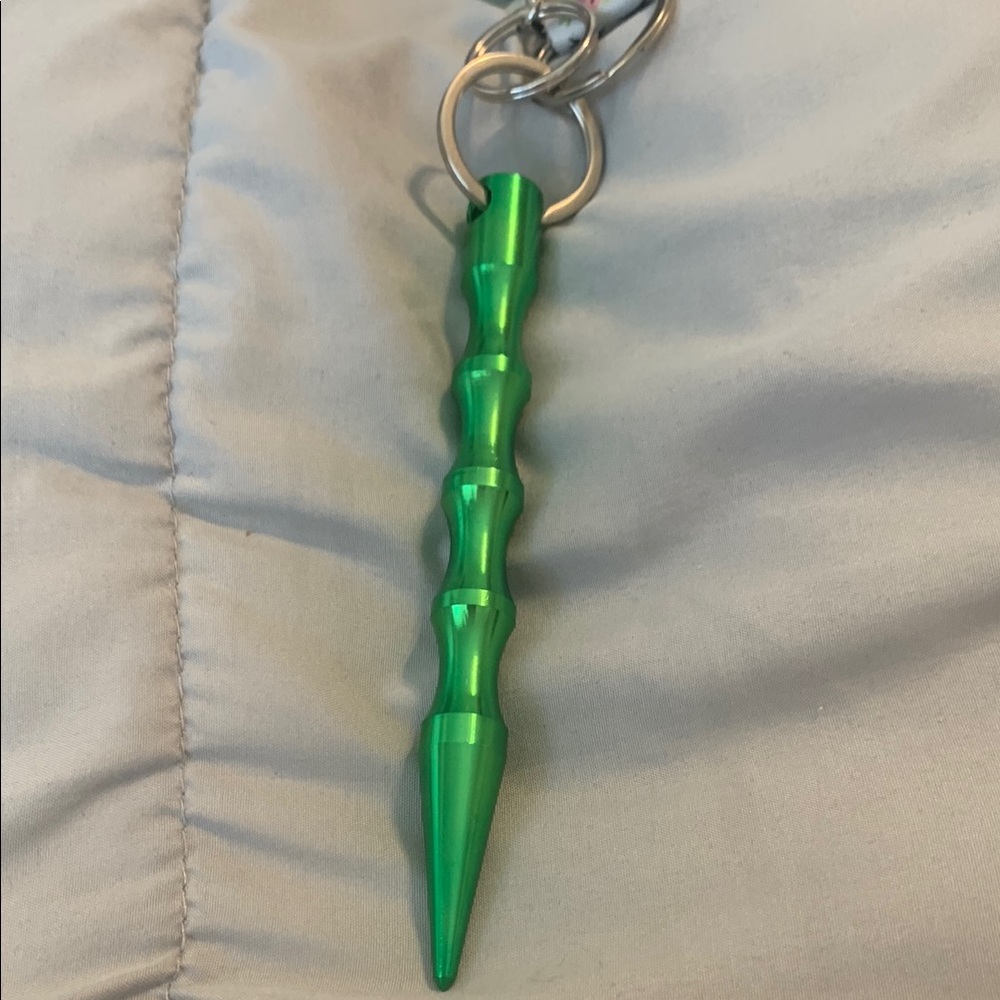 Green Self-Defense Keychain Set - Picture 6 of 6